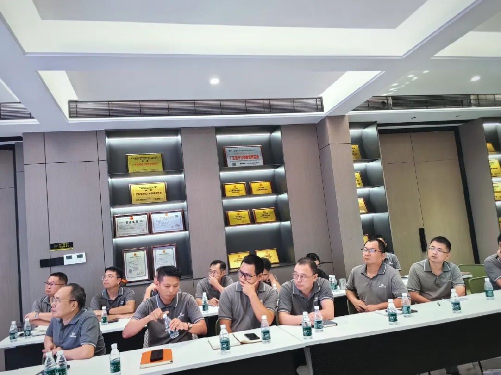 公司动态 | 东正建设集团召开2024年三季度生产经营总结会！